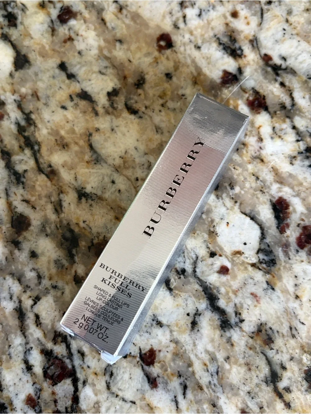 ⚡️🖤Burberry Oxblood Full Kisses Shapes & Full Lips Lip Color